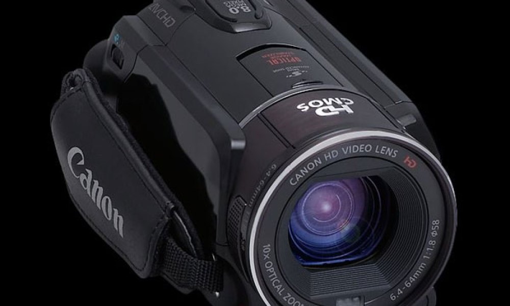 canon vixia hf s20 review