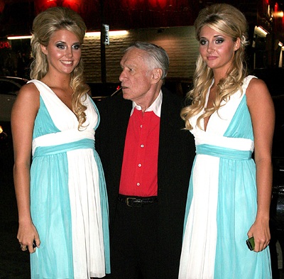 hugh-hefner-confused-by-twins