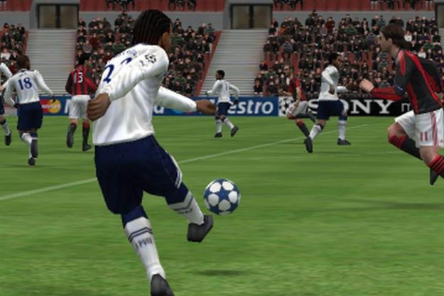 pro evolution soccer 2011 3d review pes