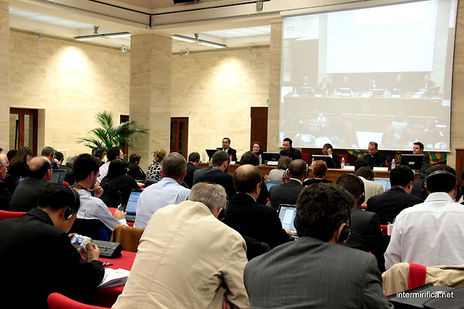 Vatican blogger summit