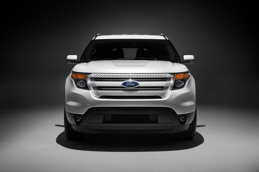 2012-Ford-Escape-Hybrid-SUV-26