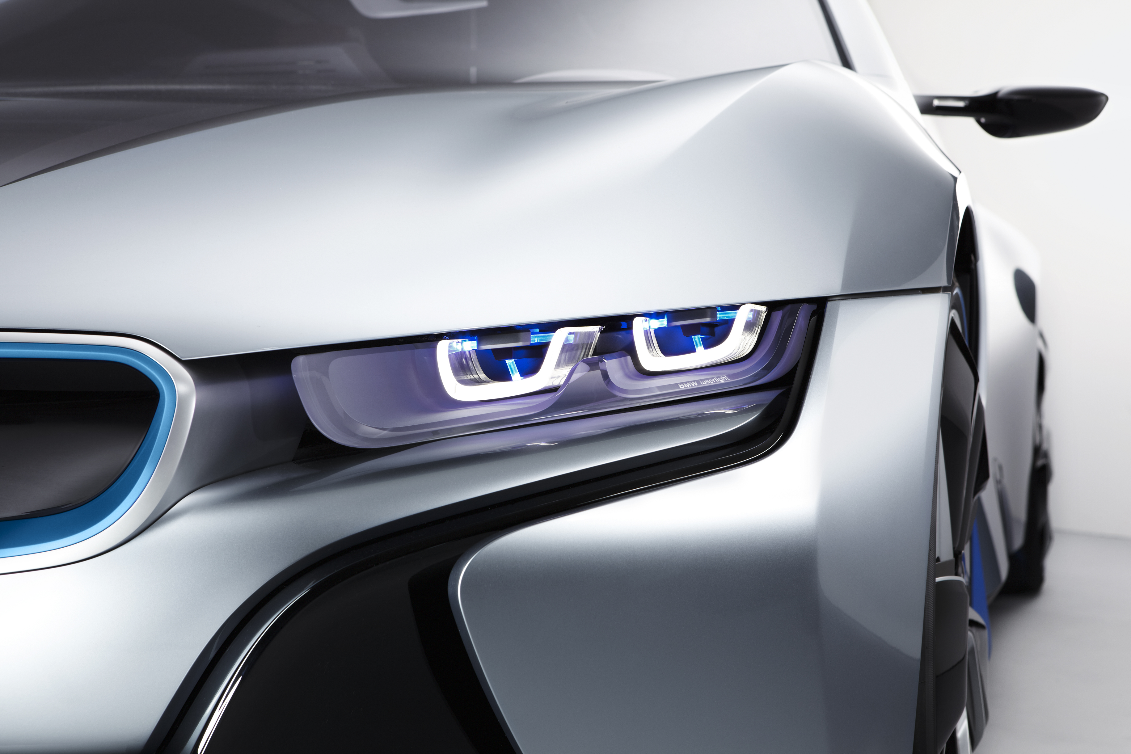 BMW i8 Concept with BMW Laserlight 