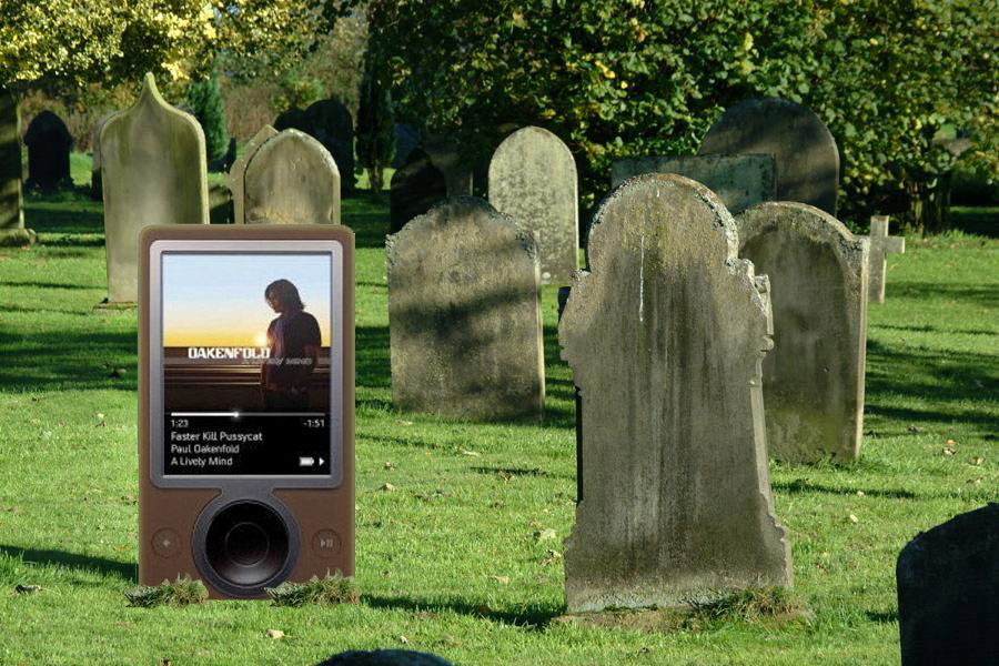 Zune dies