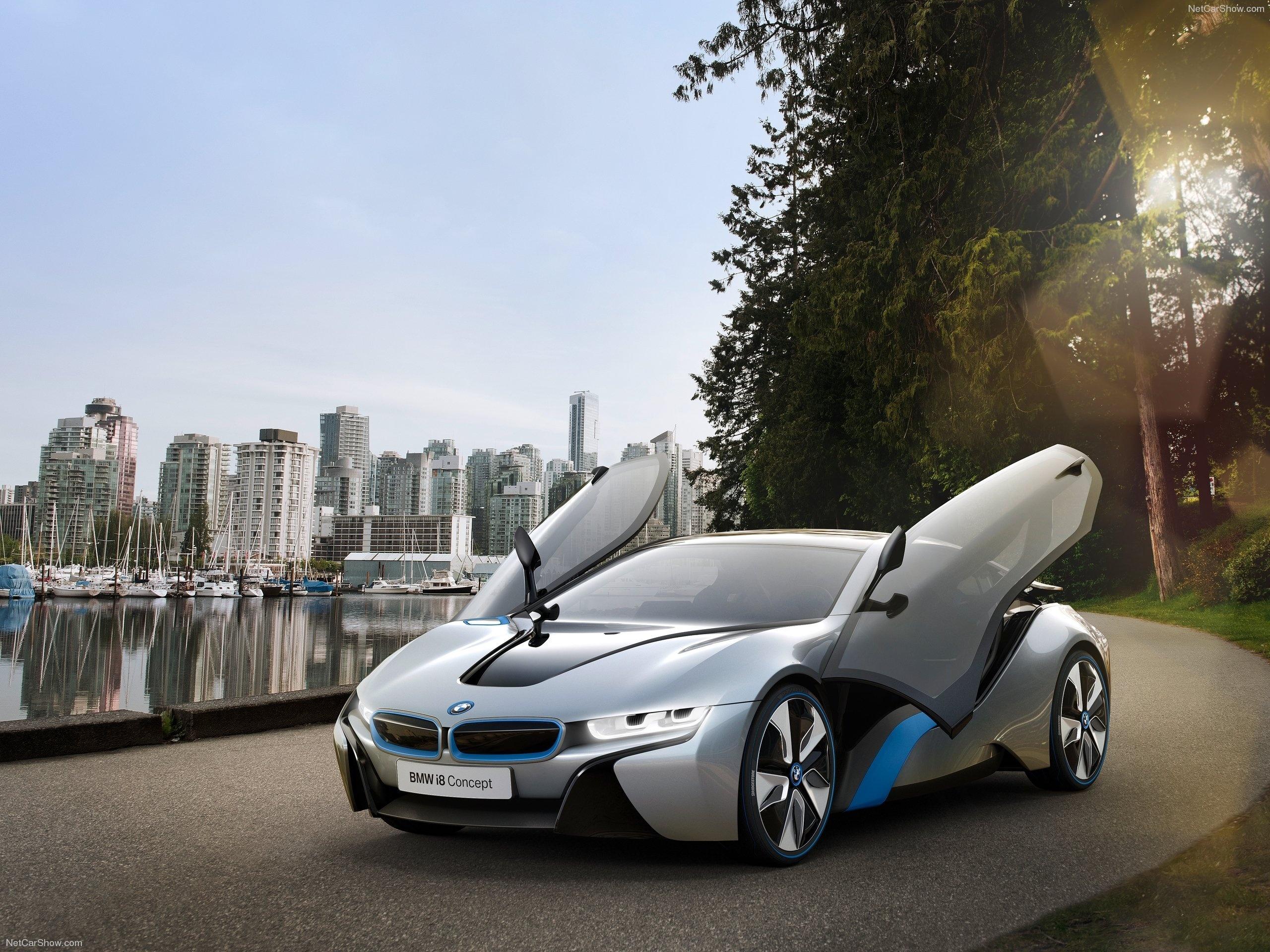 BMW i8