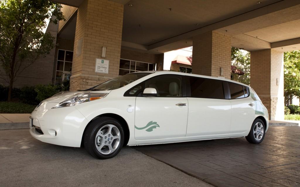 Nissan Leaf stretch limousine