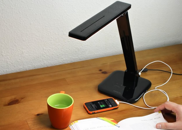 satechi smart led desk lamp