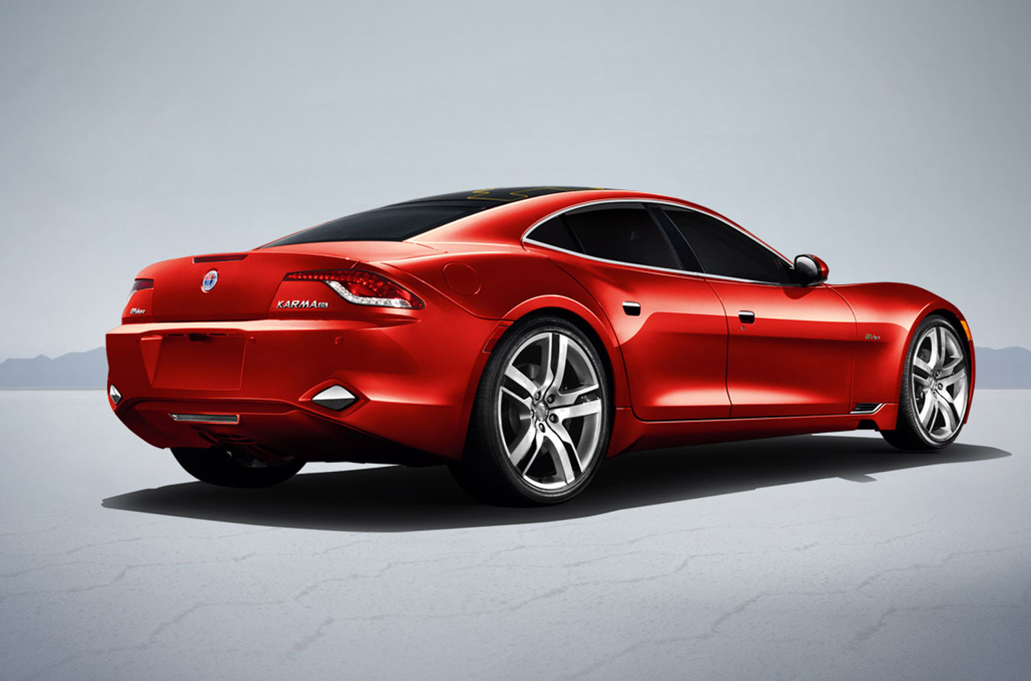 fisker karma rendering red