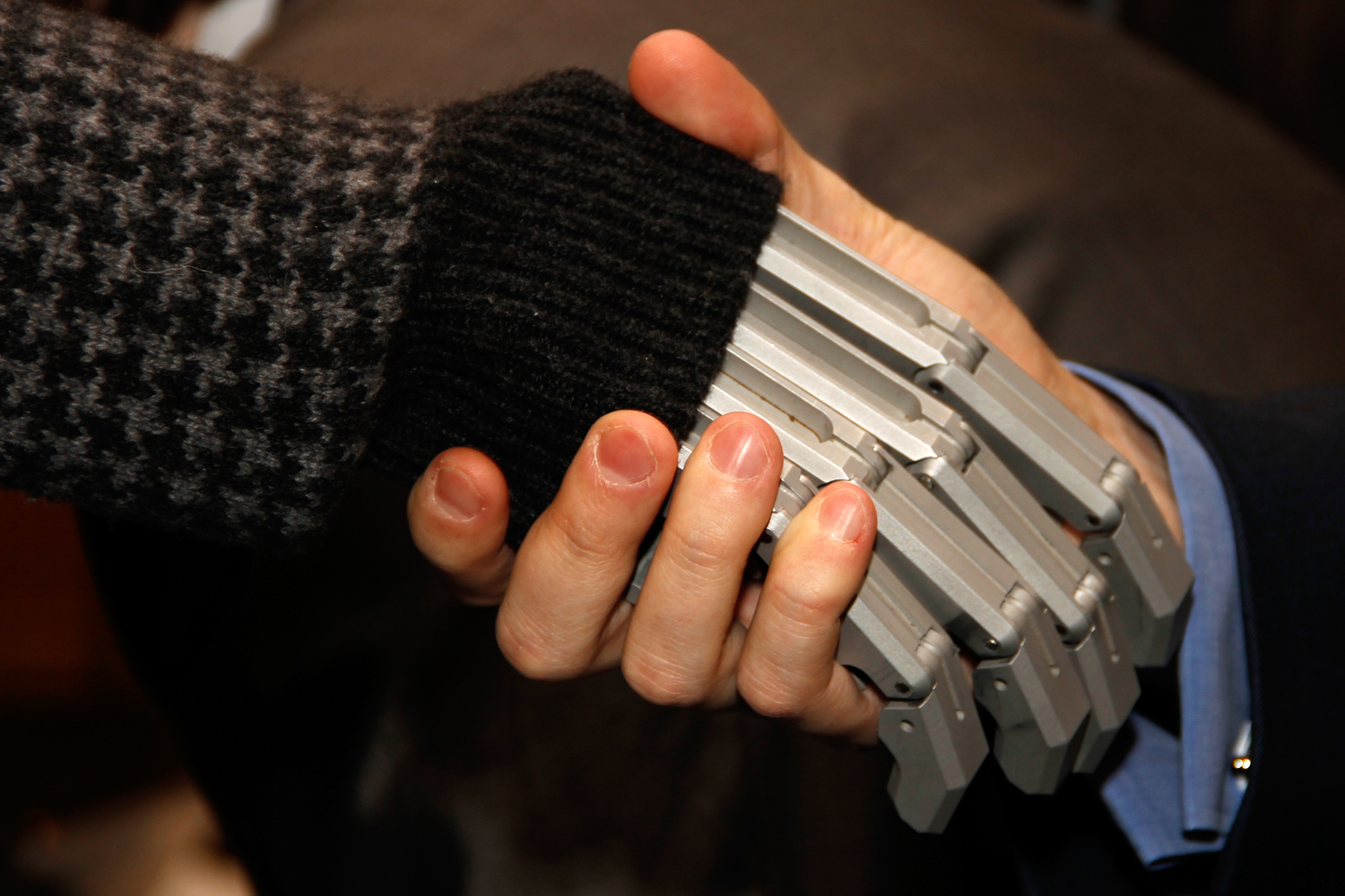 robotic gloves universtiy of arkansas little rock human robot handshake