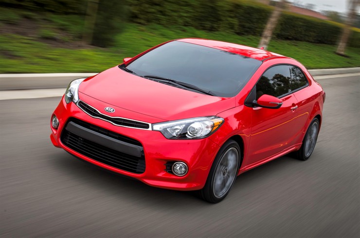 2014 Kia Forte Koup driving