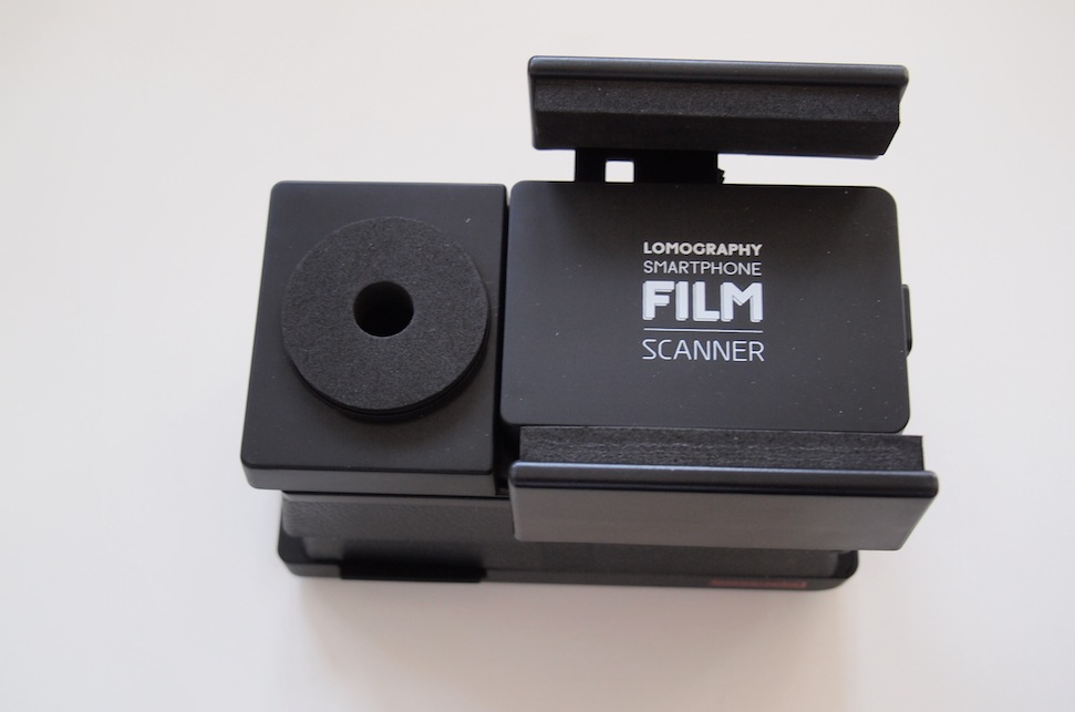 lomography film scanner hands on smartphone