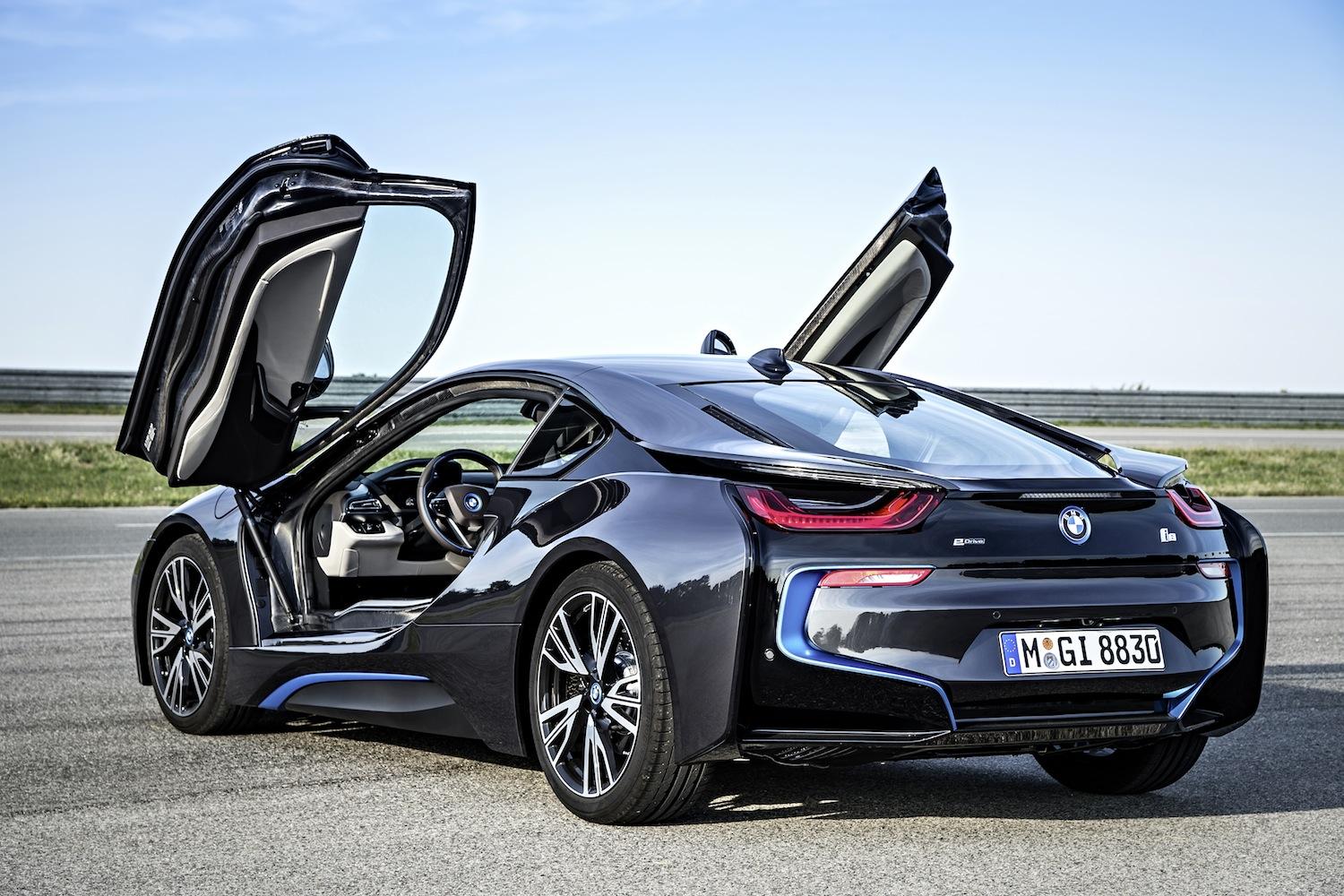 before the bmw i8 was a hybrid it v10 and v8 6 cylinder backend