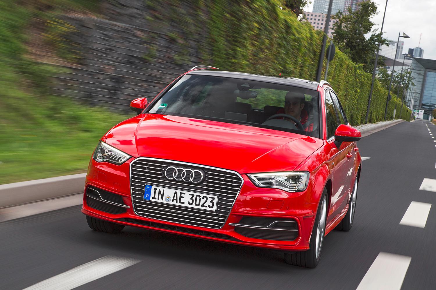 2015 Audi A3 sportback e tron front motion