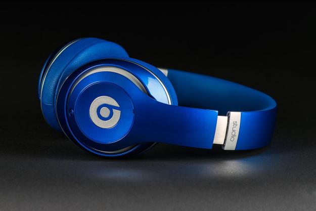 Beats Studio Wireless review side 1