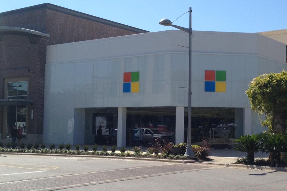 microsoft cant give windows phone away store austin