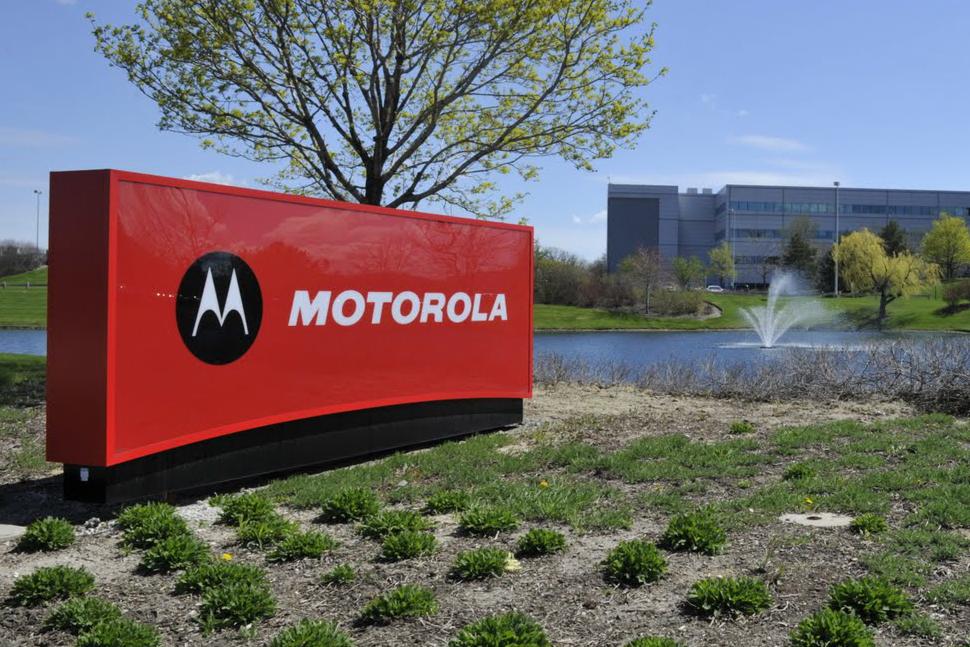 google sells motorola winners and losers headquarters