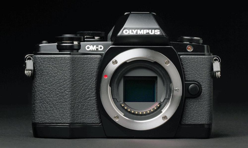 Olympus OM D E M10 front no lens