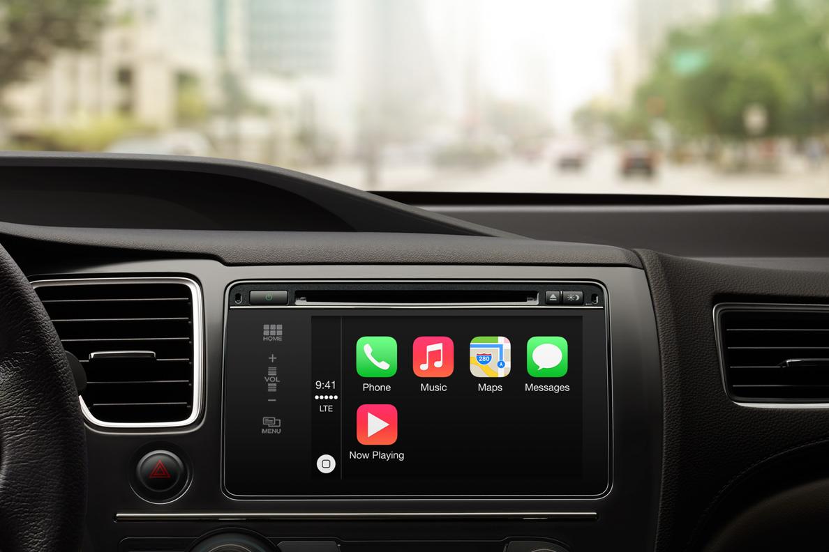 apple carplay draws concerns safety advocates