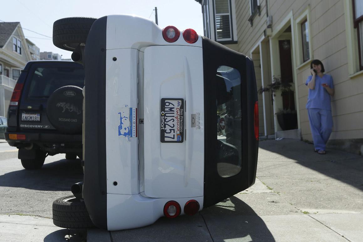 san-fran-smart-car-tipping