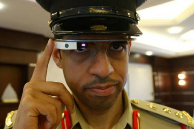 dubai police use google glass