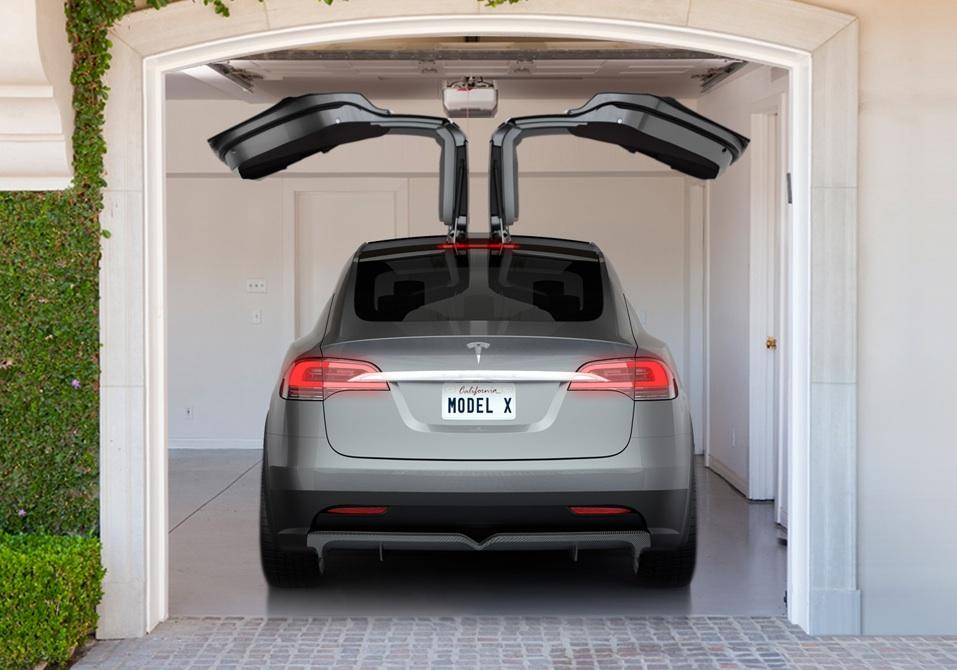 tesla model x electric crossover delayed until late 2015 rear