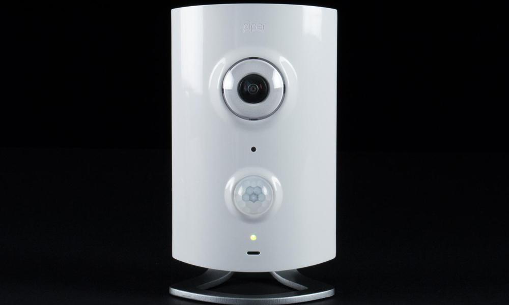 piper home security system review cam front 1500x1000