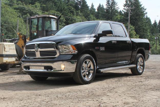 2014 Ram 1500 EcoDiesel side angle