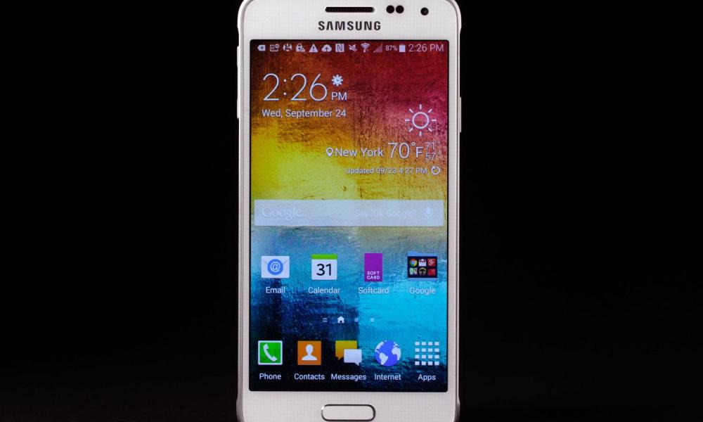 Samsung Galaxy Alpha front home