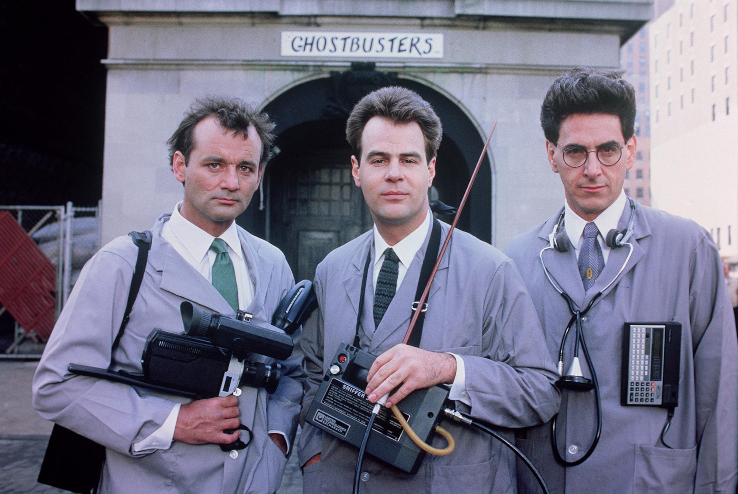 dan aykroyd wants cinematic universe ghostbusters