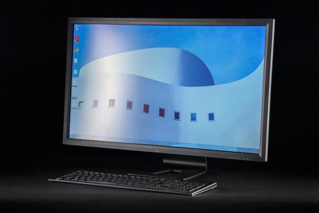 CTL 4K monitor front angle