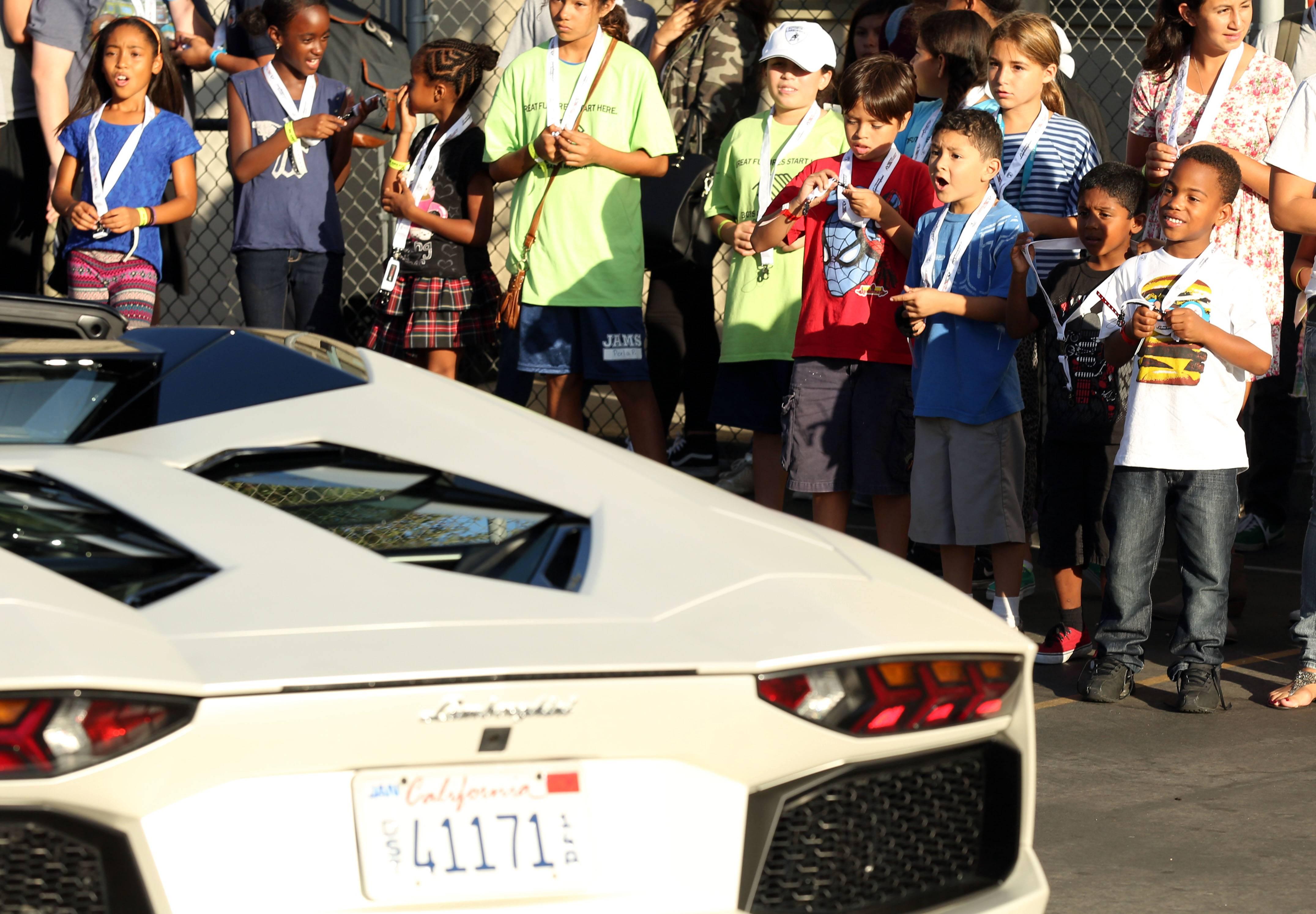 forza horizon 2 celebrates launch lamborghinis boys girls club ms2 8457