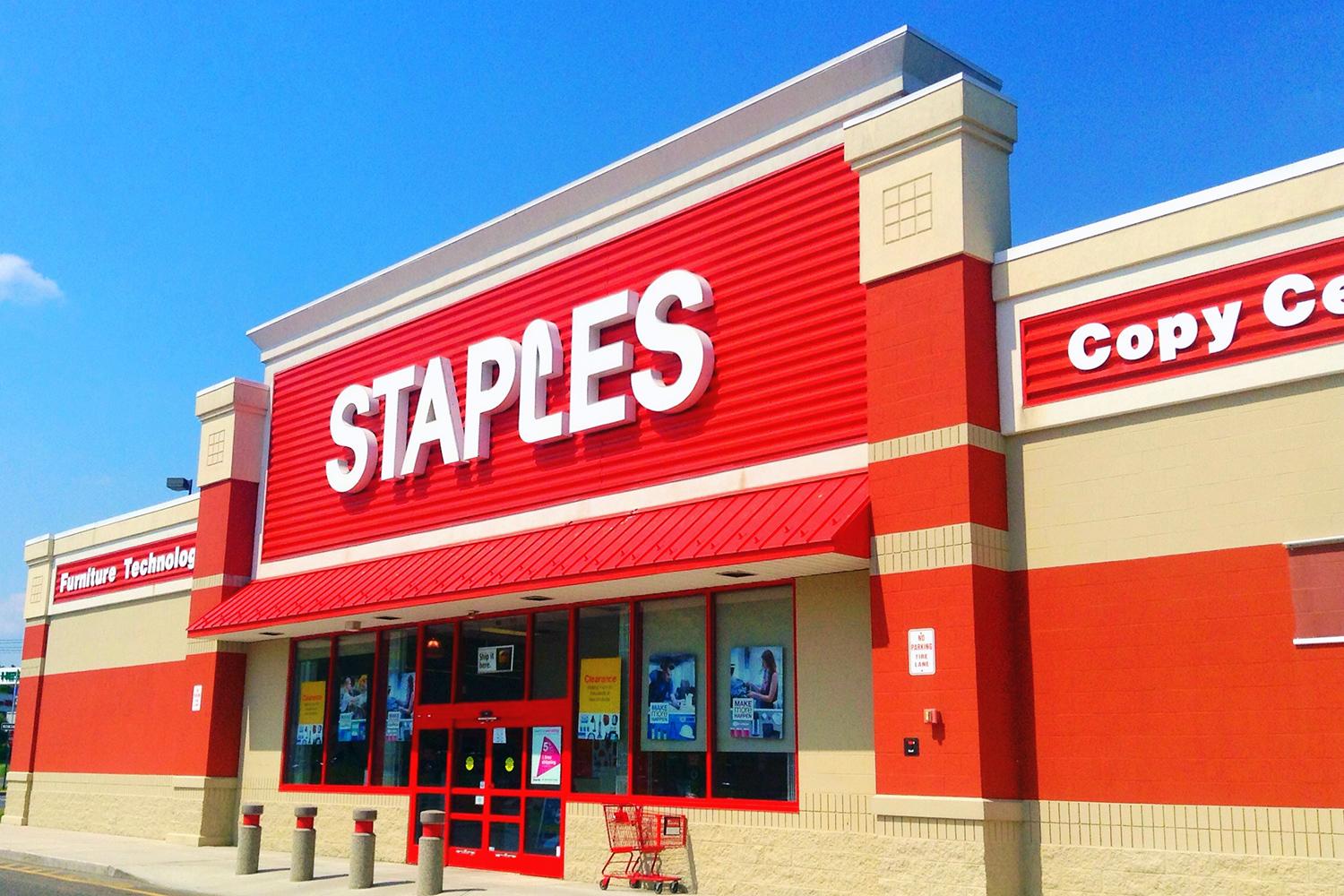 Staples Store