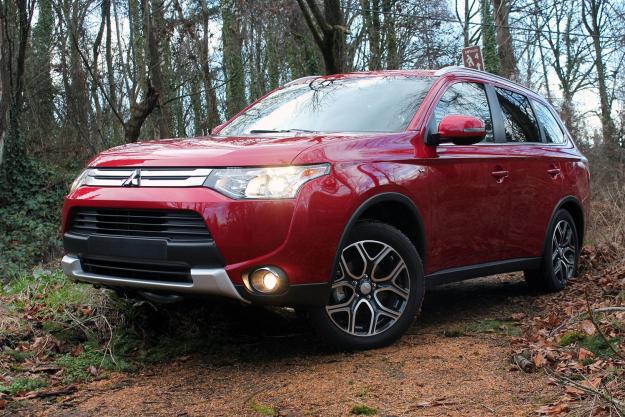 2015 mitsubishi outlander gt v6 review 081