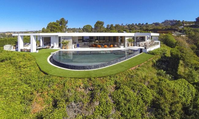 minecraft creator markus persson buys 70 million home minecraft1