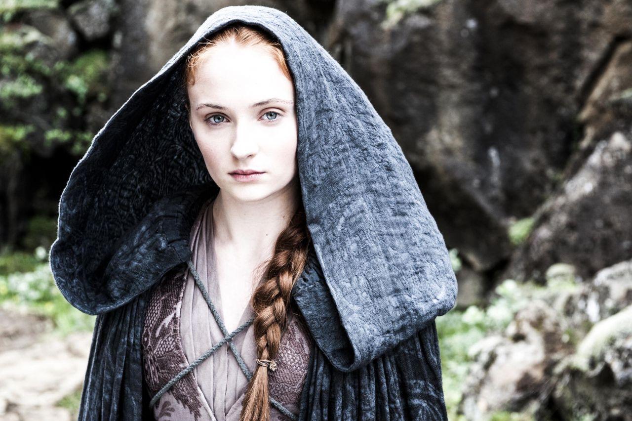 game thrones actress compares x men apocalypses jean grey sansa stark sophie turner of