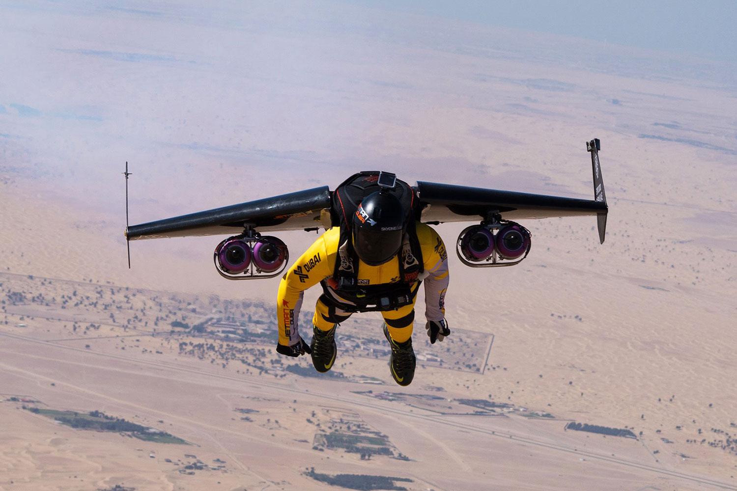 Jetman Dubai in flight