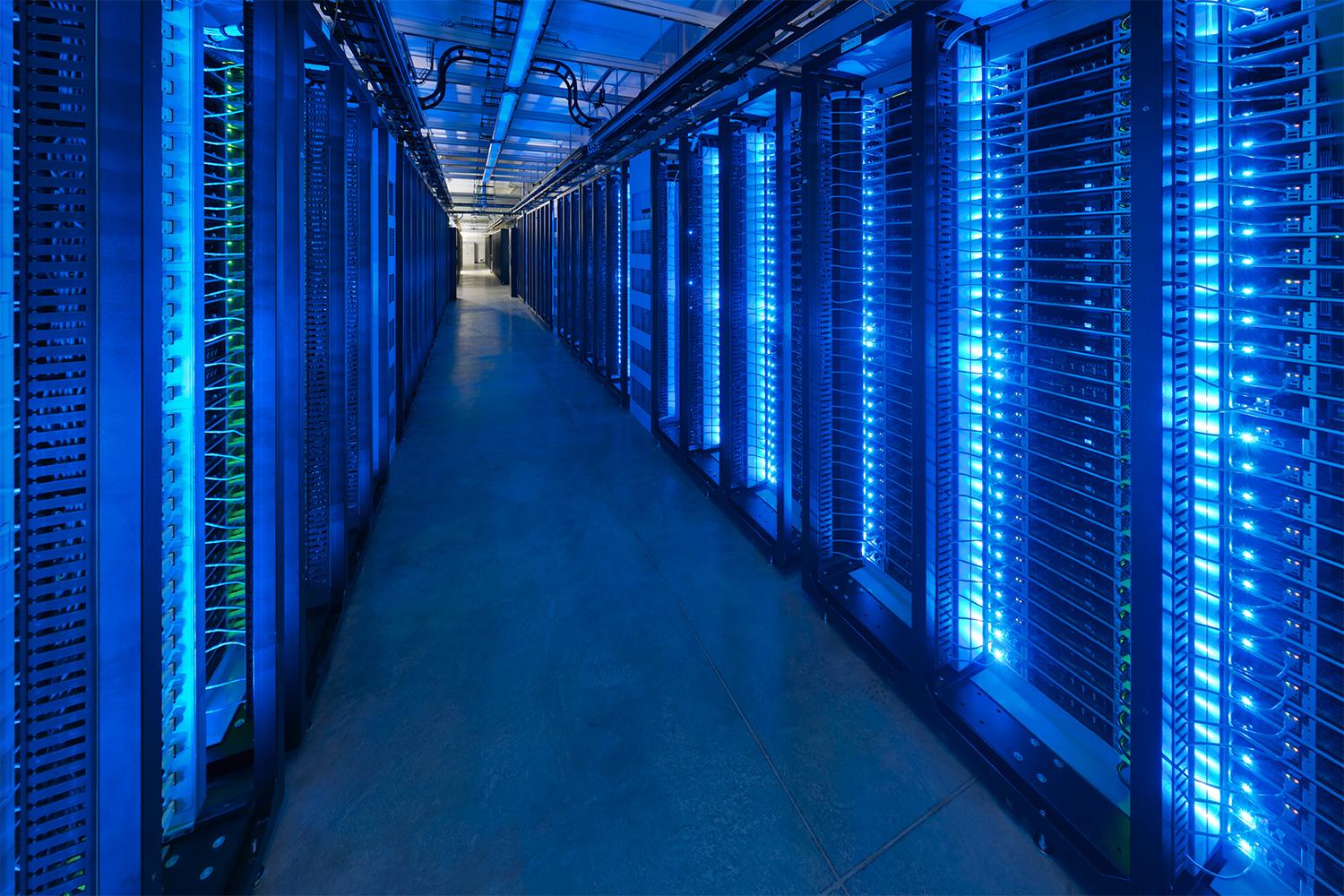 microsoft foreign emails data center