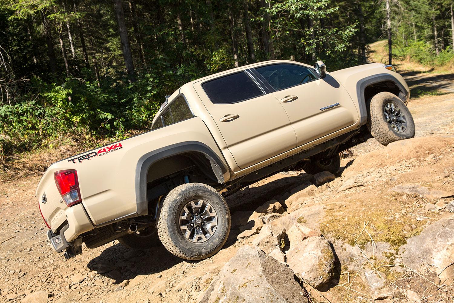 2016-toyota tacoma trd off road