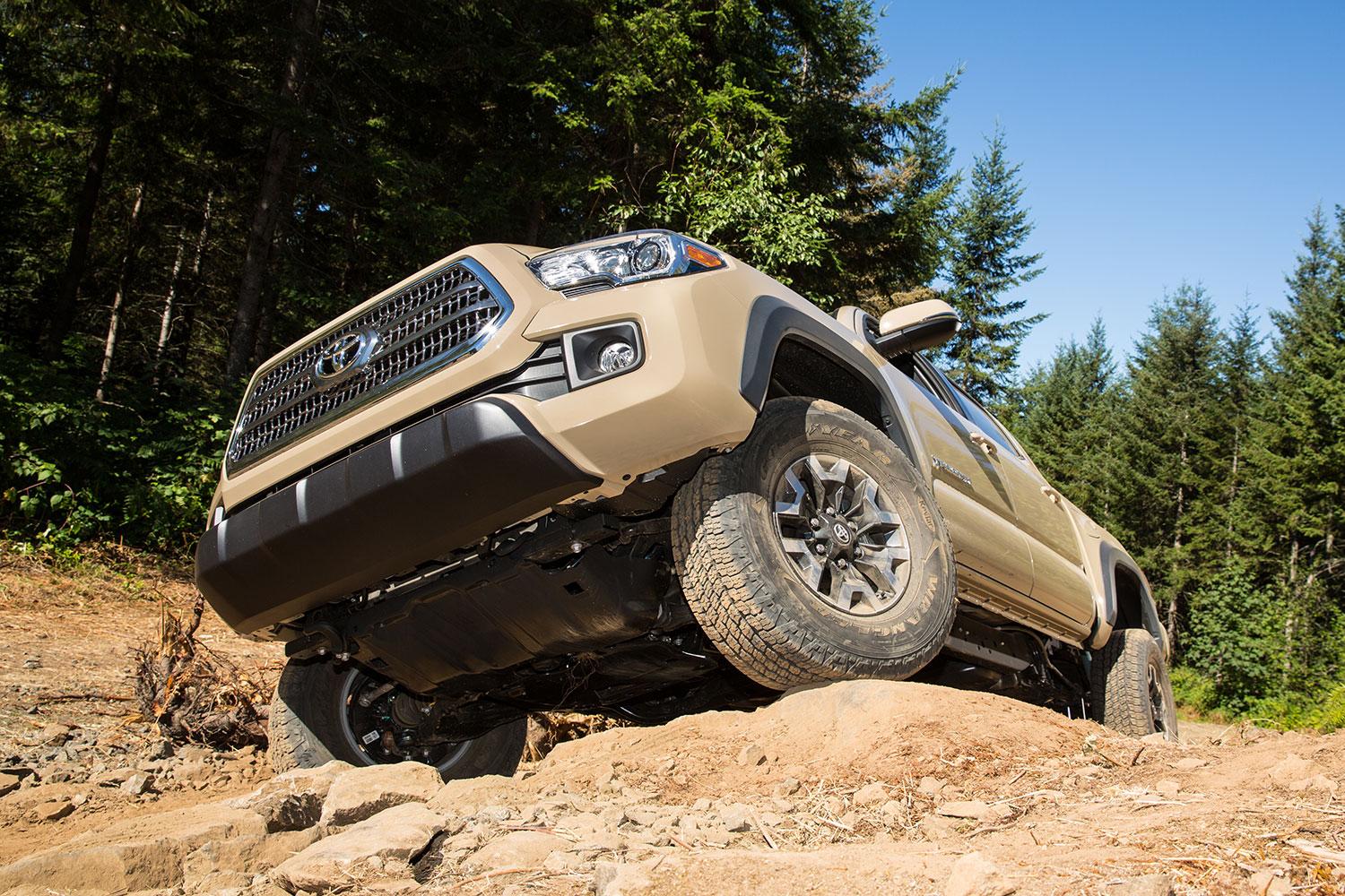 2016-toyota tacoma trd off road