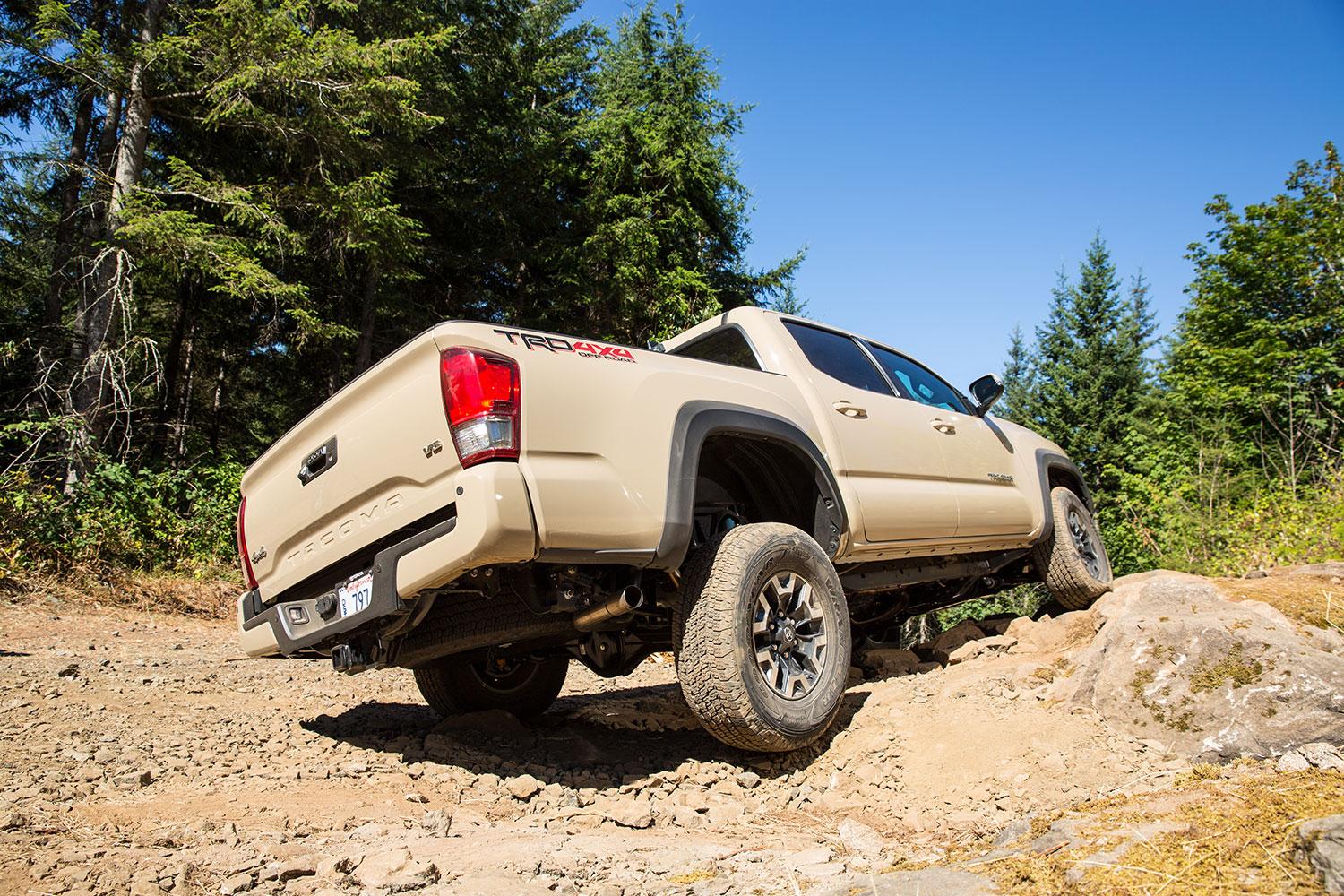 2016-toyota tacoma trd off road