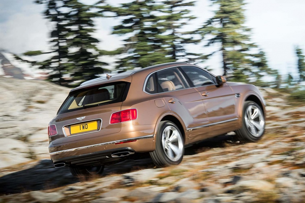 the top 10 best cars from frankfurt motor show bentley bentayga off road rear three quarter 1 970x647 c