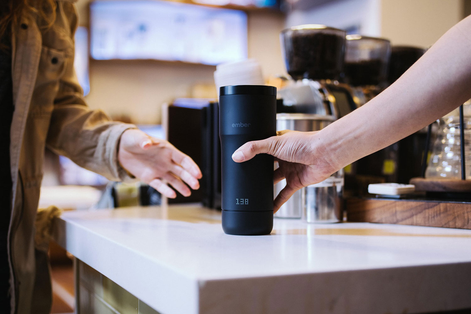 ember smart mug lifestyle11