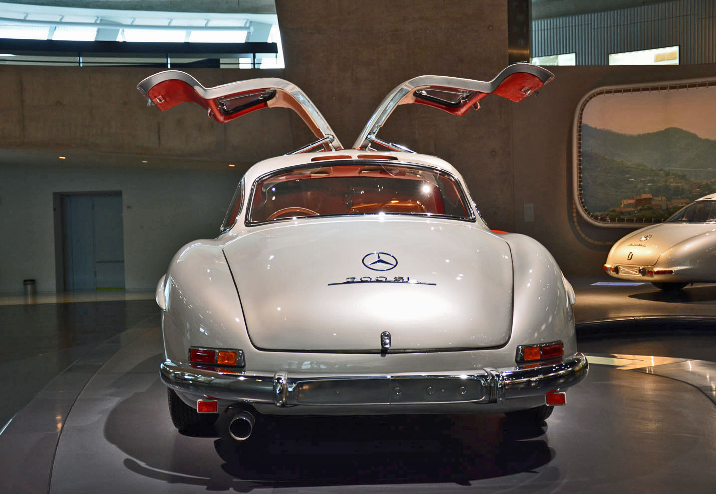 mercedes benz museum stuttgart pictures history ronan glon 300sl 5