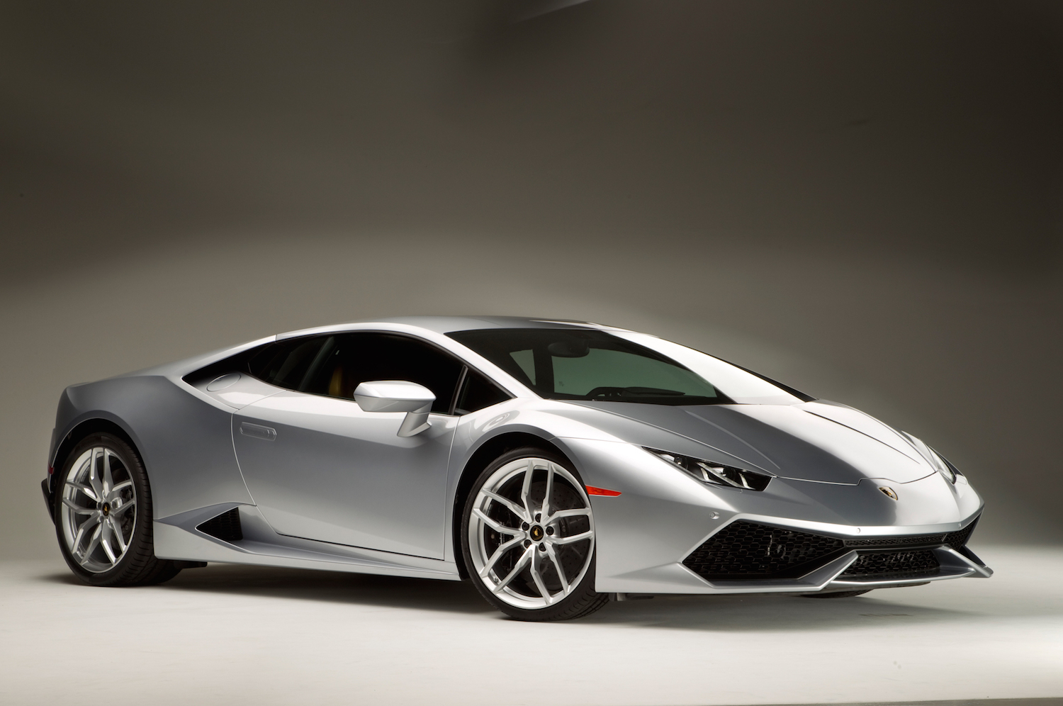 lamborghini huracan rear wheel drive specs news rumors