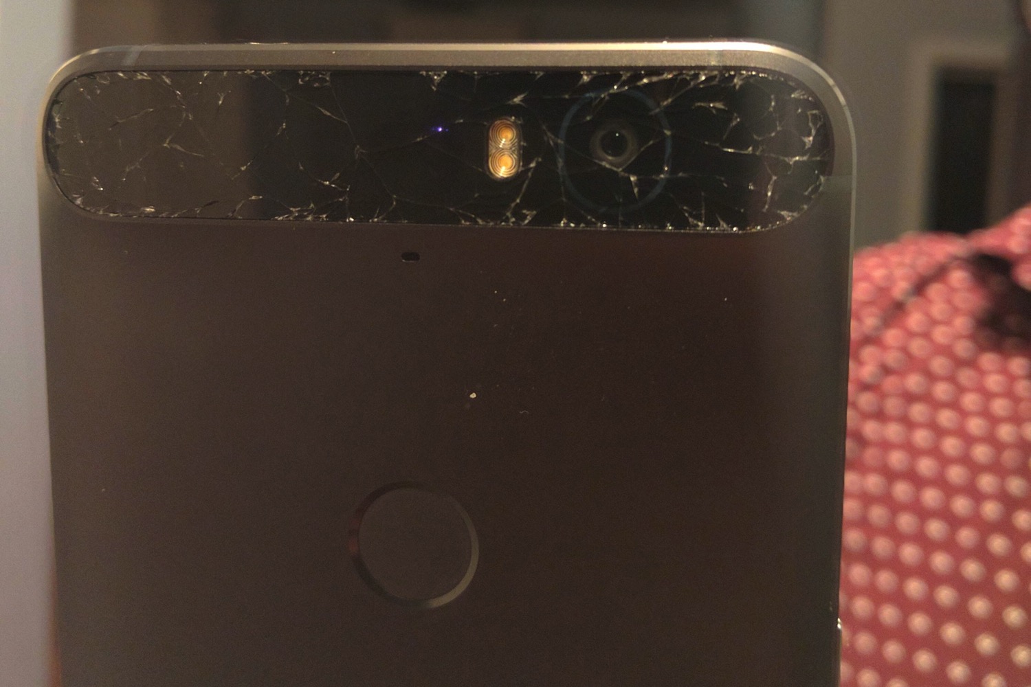 nexus-6p-cracking