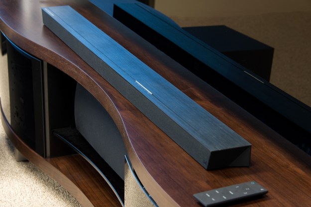 Definitive Technology W Studio Micro 3.1 soundbar