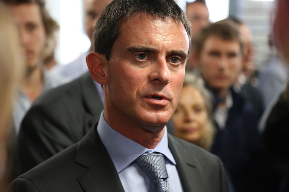 france government terrorism talks facebook twitter french prime minister manuel valls