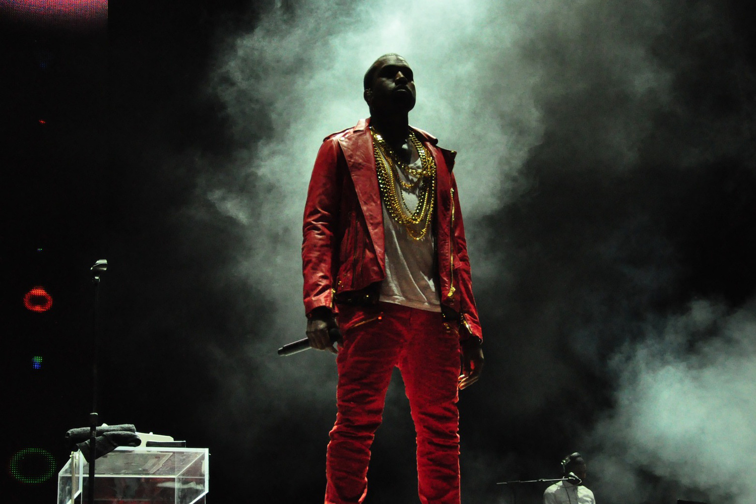 kanye west tidal the life of pablo streaming singer rapper musician