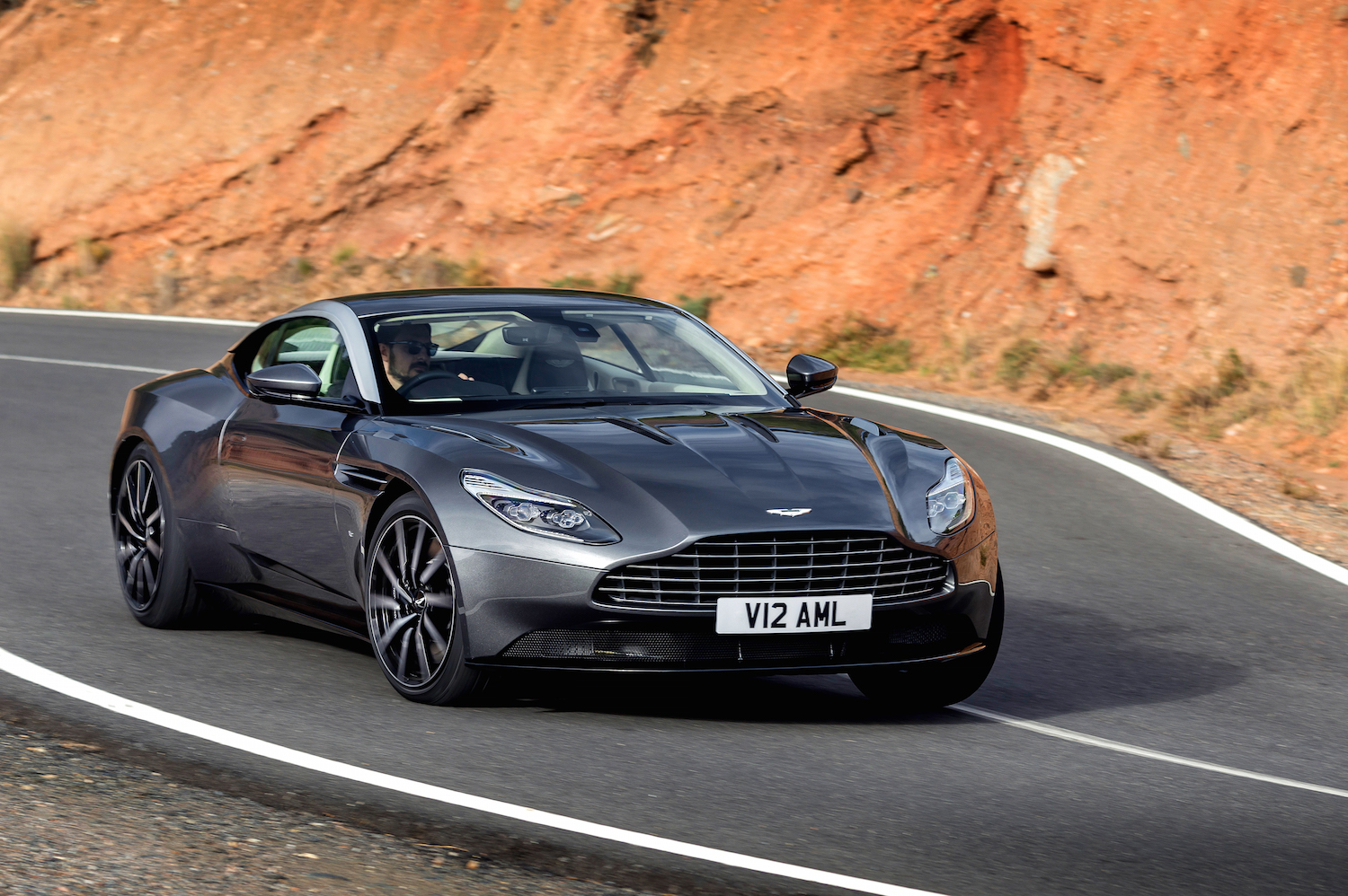 Aston Marin DB11