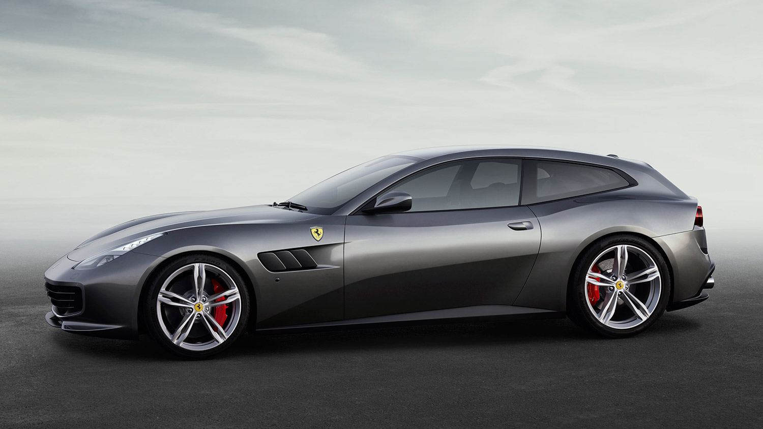 2017 ferrari gtc4lusso news performance specs pictures side lr