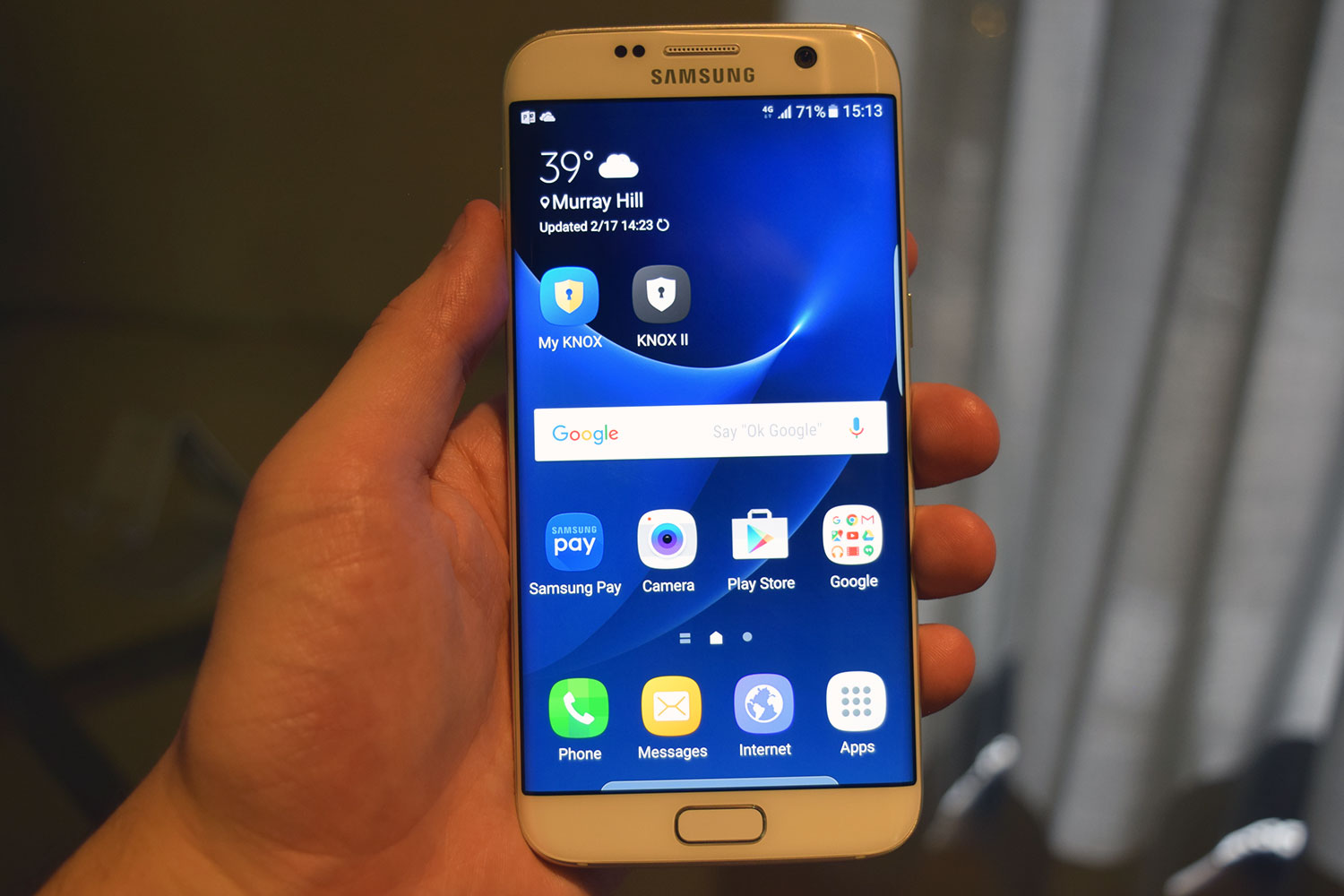 samsung upgrade lease program news 2 galaxy s7 edge front